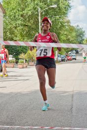 b_183_264_16777215_0_0_images_stories_corri_sul_nera_2012_1assoluto_donne.jpg